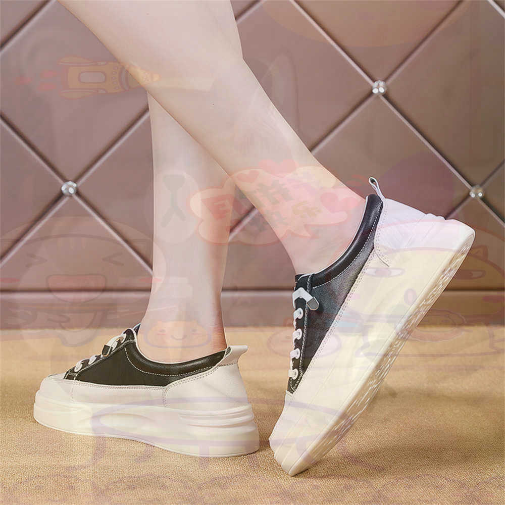 Tech Accessories Gift Ideas - Mocassins épais à lacets pour femmes,