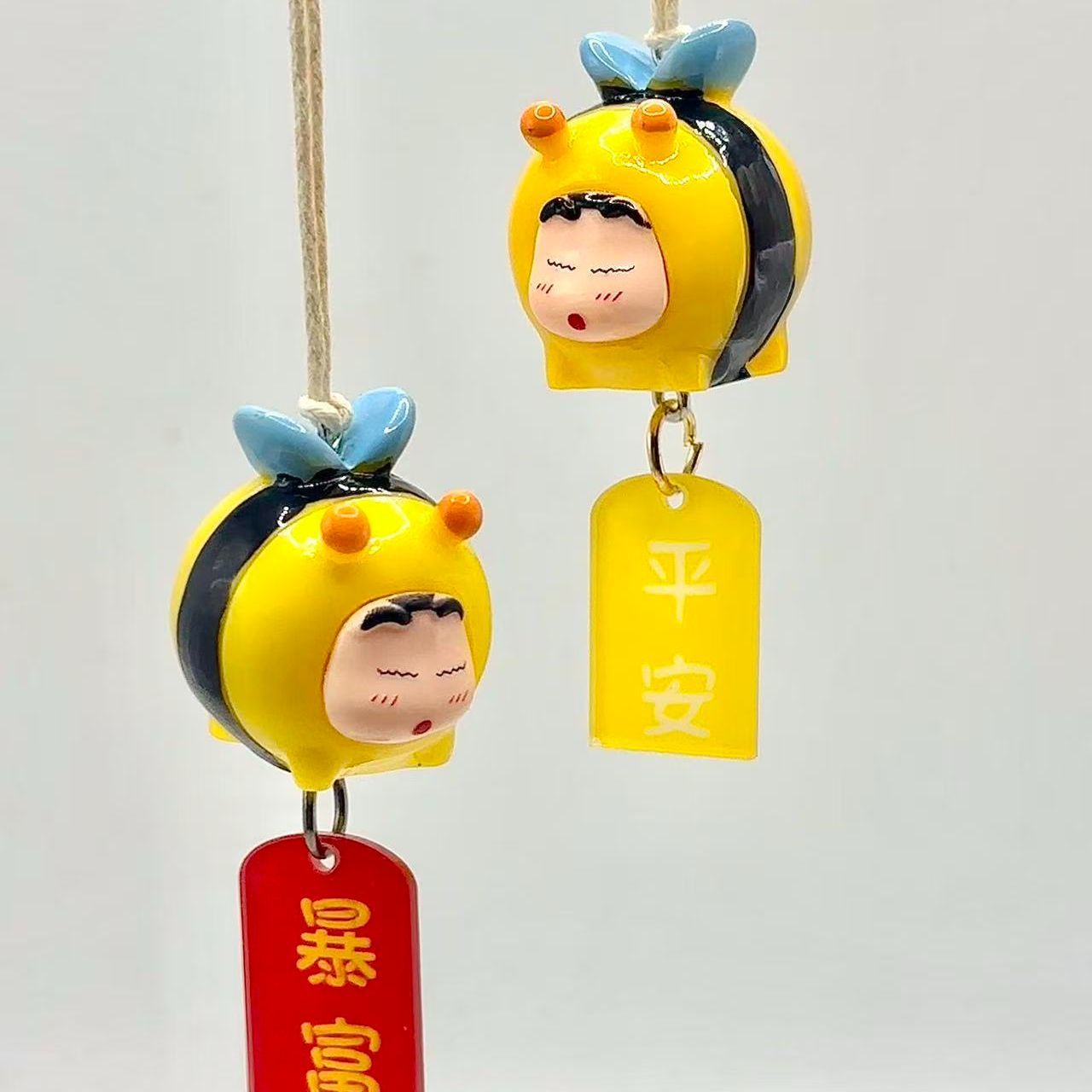 Tech Car Accessories - Figurine de cosplay d'abeille de Crayon