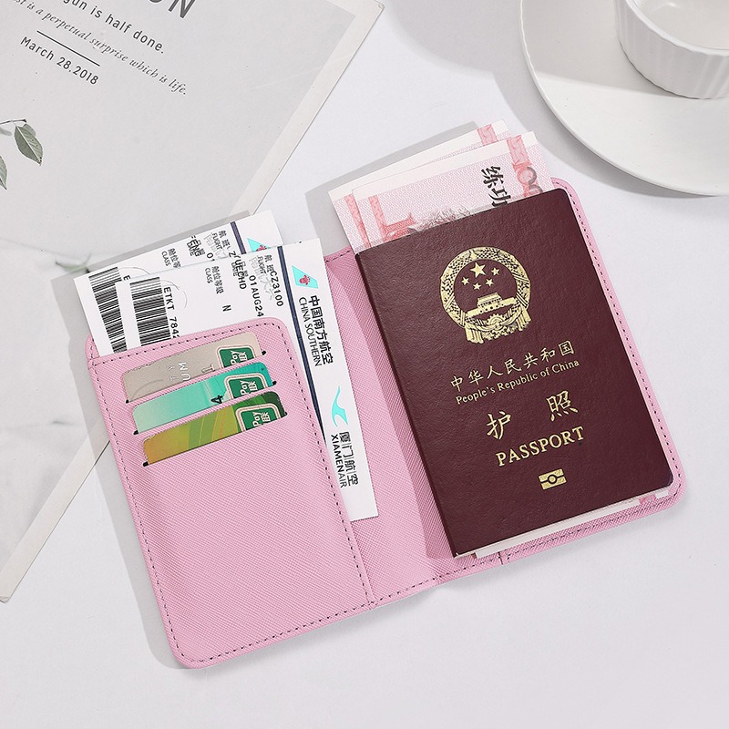 Hello Kitty – couverture de pa - Tech Accessories For Travel avis et prix